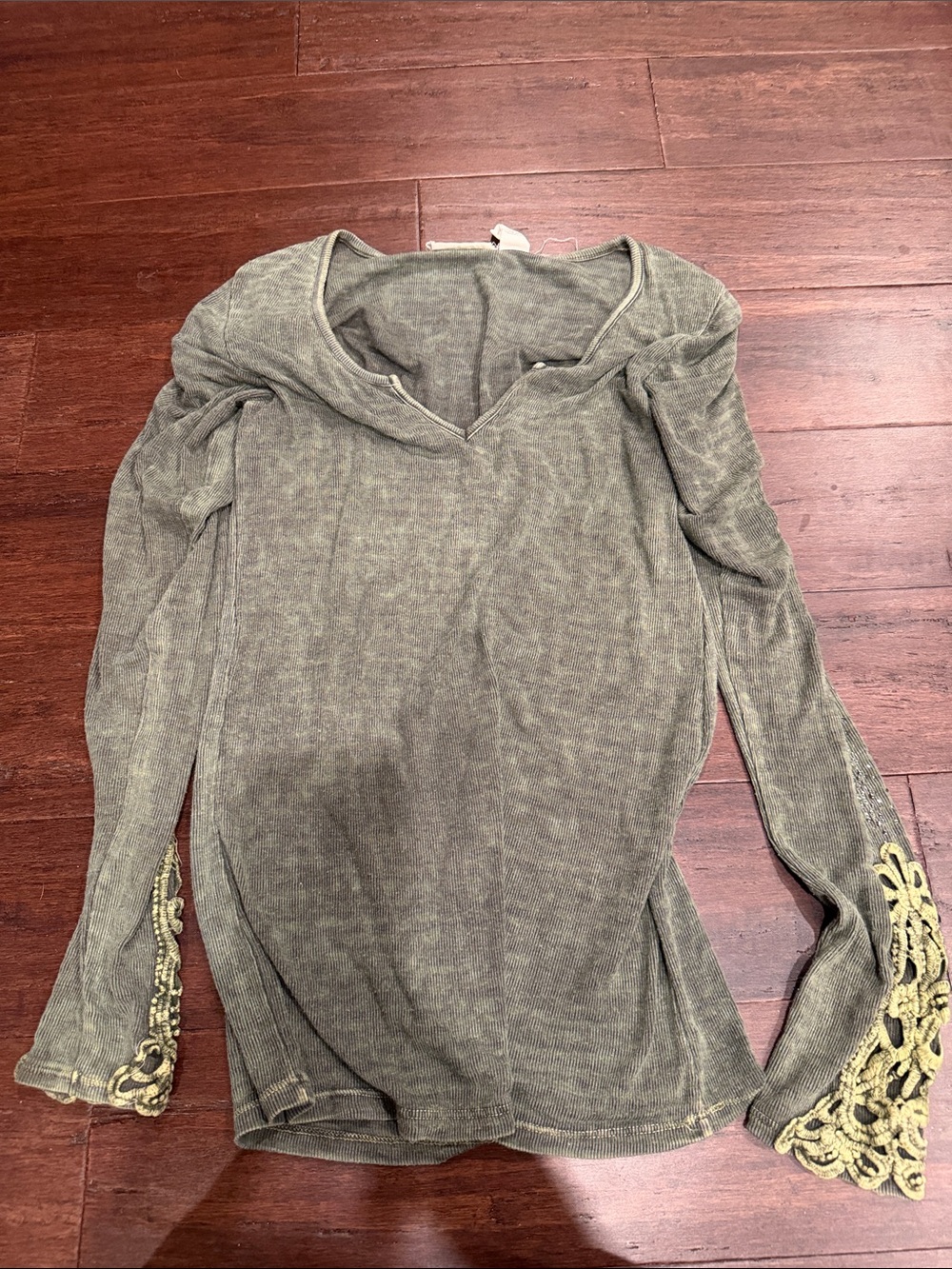 gimmicks by BKE Olive Green Long Sleeve V-Neck Top with Lace Cuffs